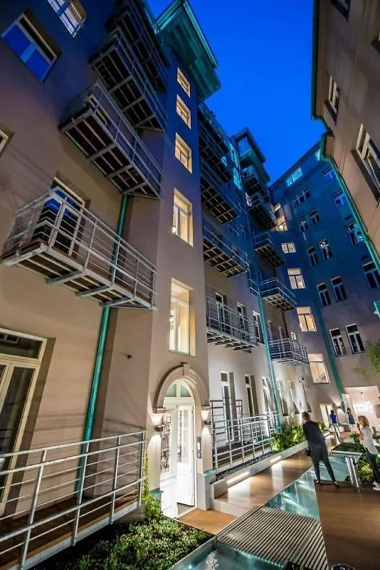 Apartment Ferienwohnung New Luxury Apt With Ac&Parking In The Center Of Prag